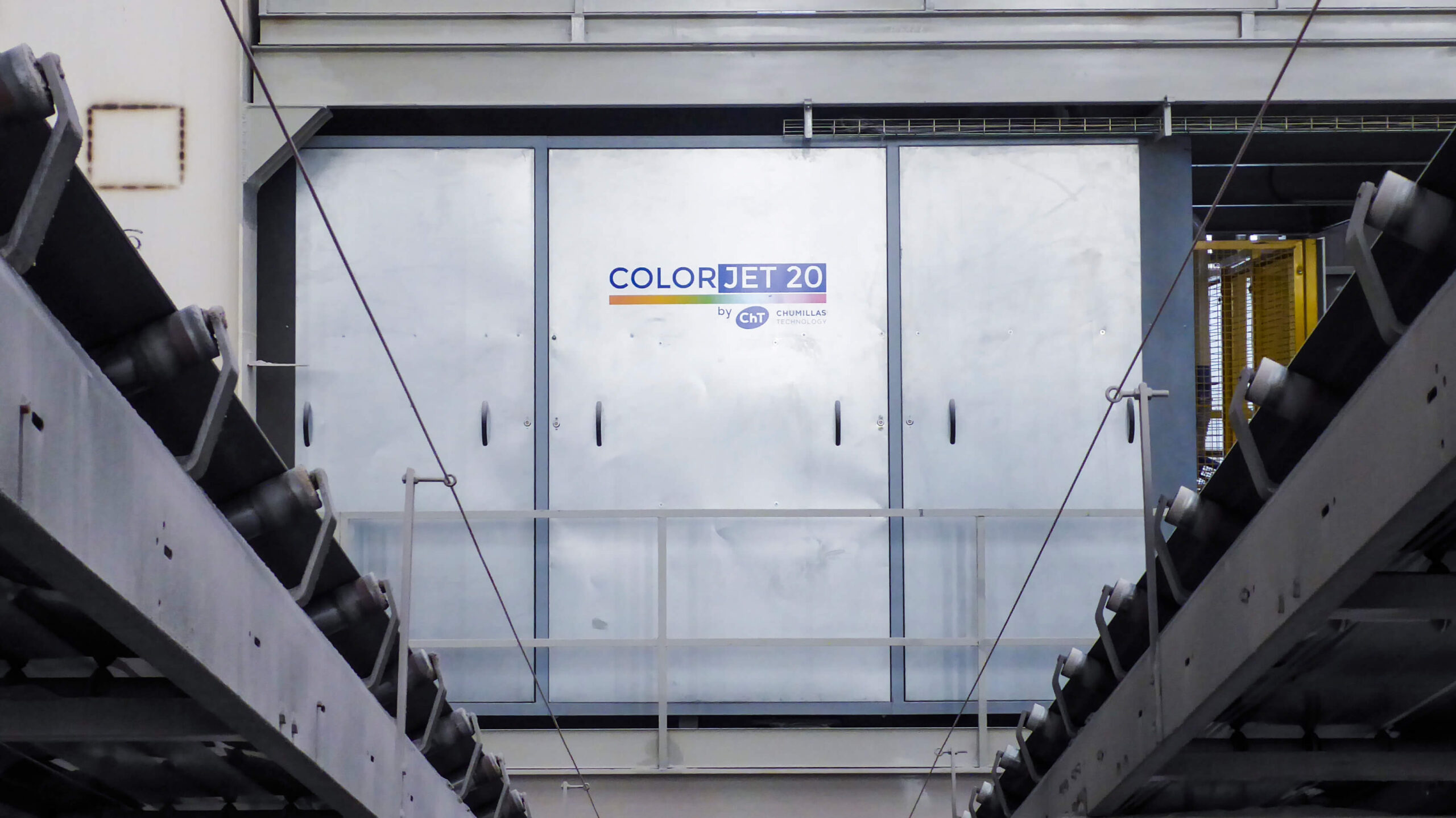 Instalación del COLORJET 20 sistema de coloración en seco en PERONDA